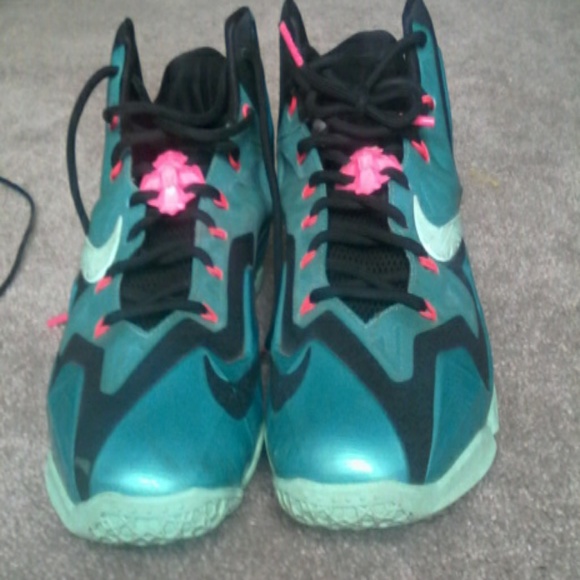 Lebron 11's