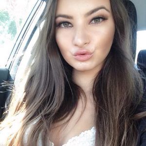 Meet your Posher, Kaila