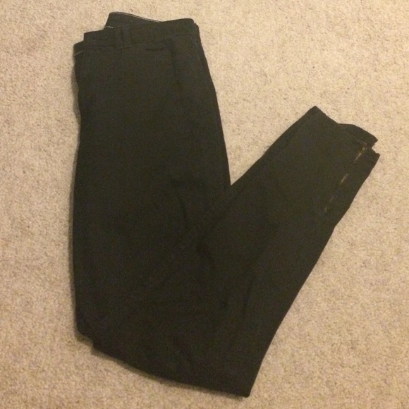 Black ankle zip American Apparel jeans