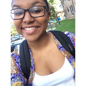 Meet your Posher, Kristalyn