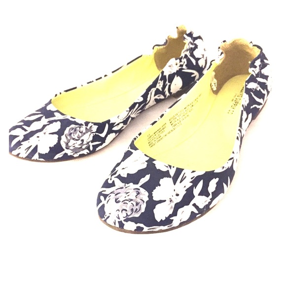 Navy & White Flower Fabric Flats