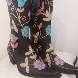 Zeyzani Leather Boots size 6