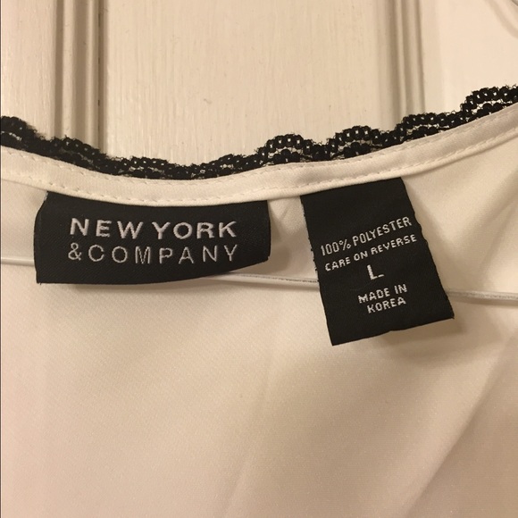 Silky under blouse - Picture 2 of 3