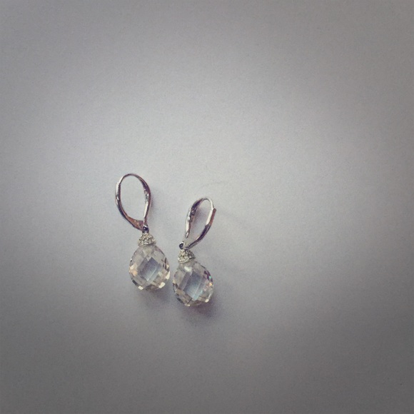 Gorgeous Swarovski crystal earrings