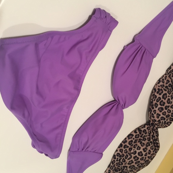 bathing suits!!!! VICTORIA SECRET - Picture 4 of 4