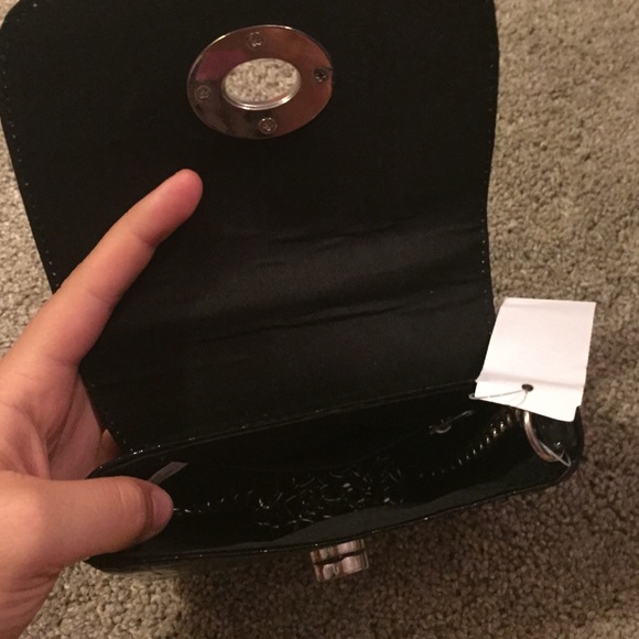 Purse - Picture 4 of 4