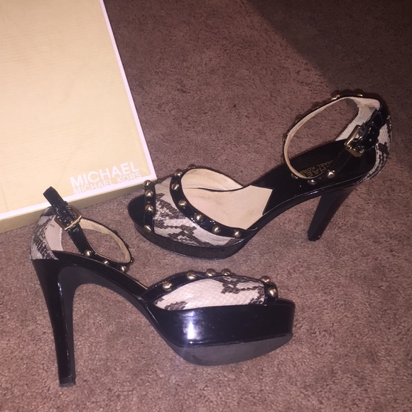 Michale Kors pumps - Picture 1 of 2