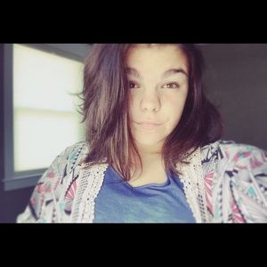 Meet your Posher, Macy