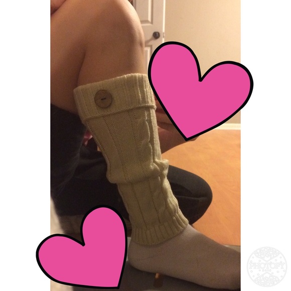 Only Burgundy left! --leg warmer/cuff with button - Picture 2 of 3