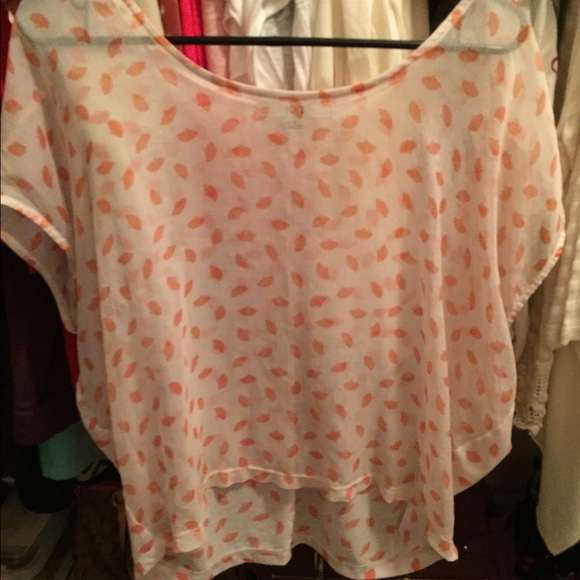 White coral shirt