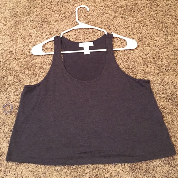 Grey cropped tank top