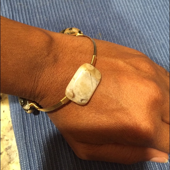 New Beautiful Stone Wire Wrap Bangle - Picture 2 of 3