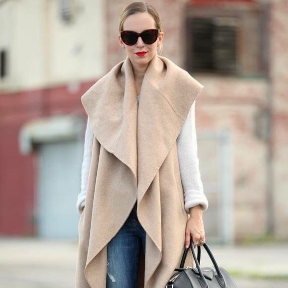 Looking for this coat. Heck the whole outfit lol