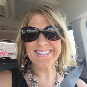 Meet your Posher, Gentry