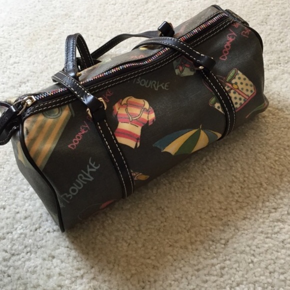 Dooney & Bourke Purse