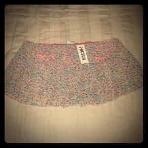 Pacsun medium floral printed top.