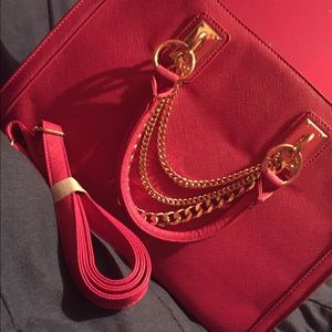 NEW 🎀 JustFab Purse!