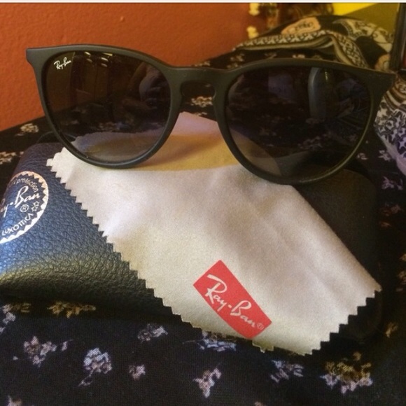 Authentic Rayban Erika Sunglasses!