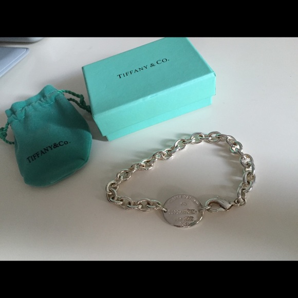 Return to Tiffany Oval Tag Bracelet