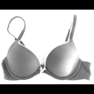 Victoria's Secret grey bra