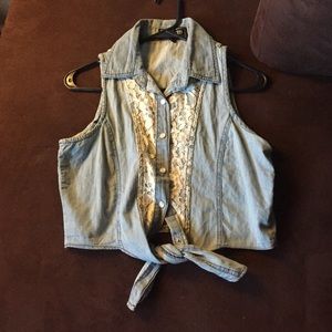 Jean Vest