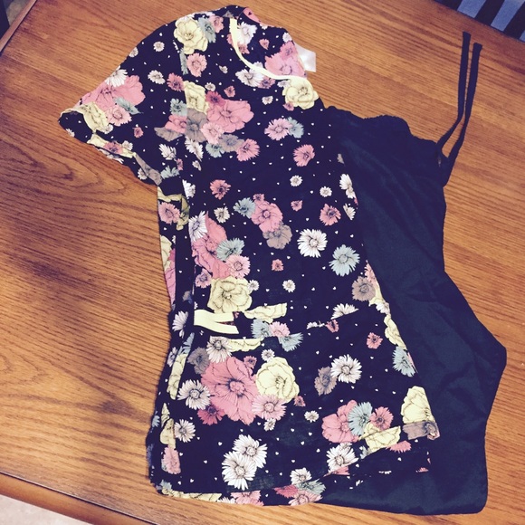Scrub set