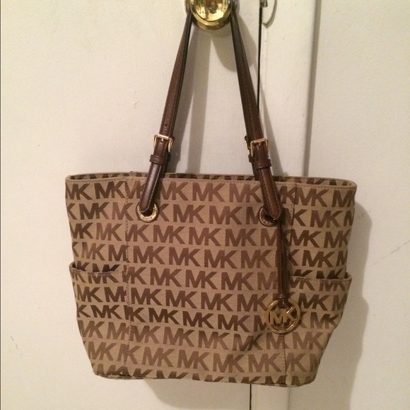 Michael Kors tote
