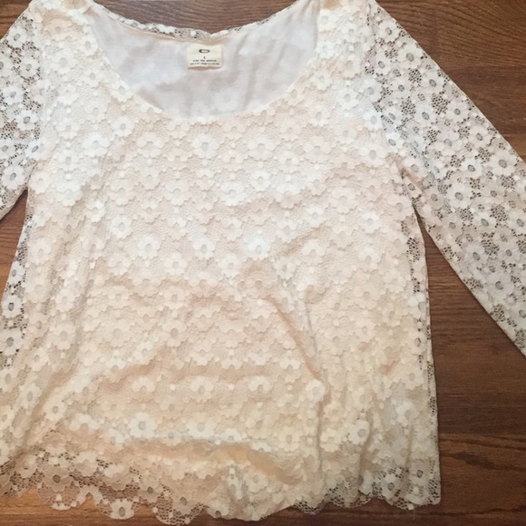 URBAN OUTFITTERS EGGSHELL LACE TOP