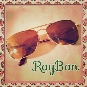 🎀 RayBan Sunglasses 🎀