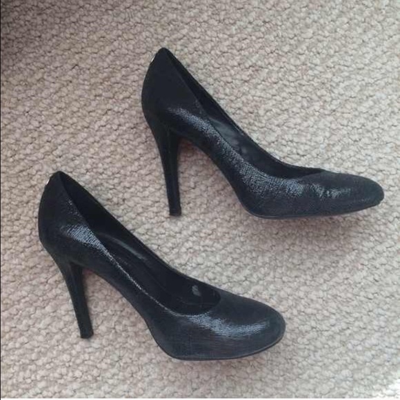 BCBGeneration Shoes - BCBG Black Pumps