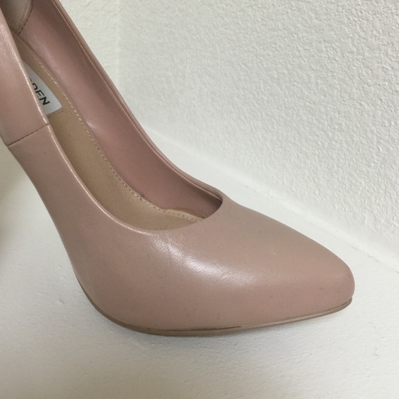 Pumps - Picture 3 of 4