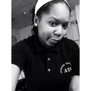 Meet your Posher, Meenna