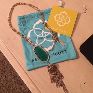 Green Kendra Scott Rayne necklace
