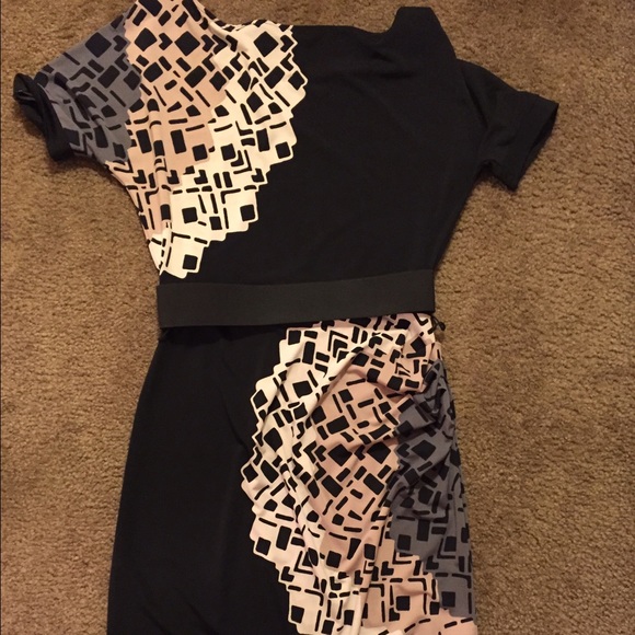 BCBG MAXAZRIA - Picture 2 of 3