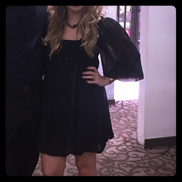 Dresses & Skirts - Black Formal Dress