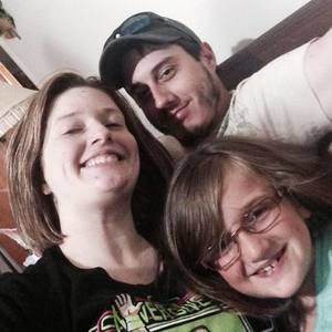 Meet your Posher, Alicia