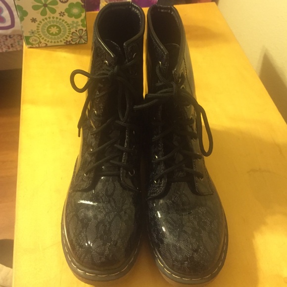 Yoki boots