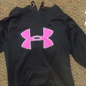 Under Armour small sweatshirt