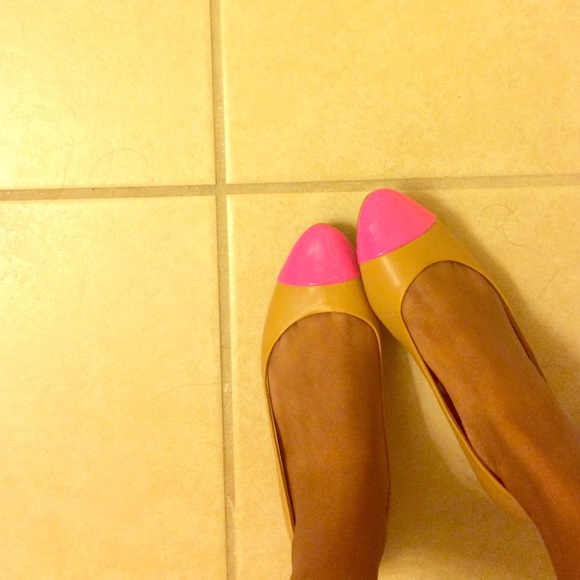 Pointed Flats (tan/nude and hot pink)