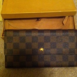 Louis Vuitton Wallet