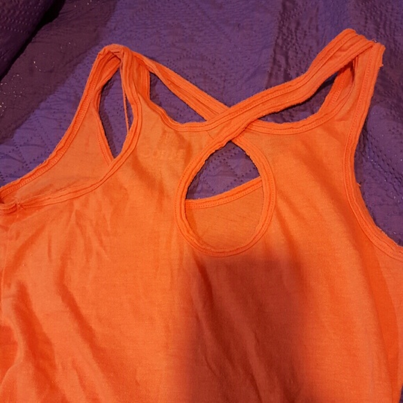 Tank - Picture 2 of 2