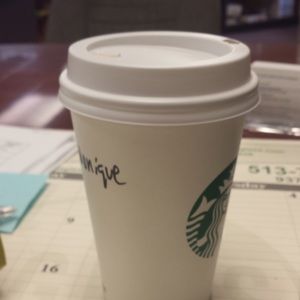 Meet your Posher, Monique