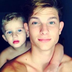 Meet your Posher, Garrett