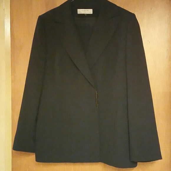 Pant Suit Tahari Size 12