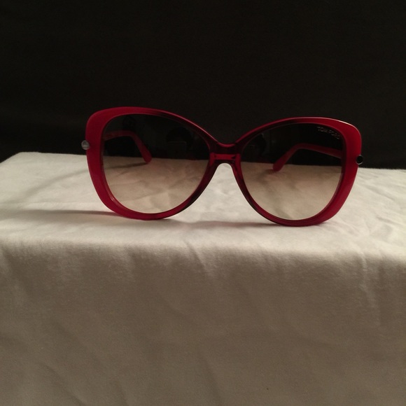 Authentic Tom Ford Linda Butterfly Red Sunglasses.