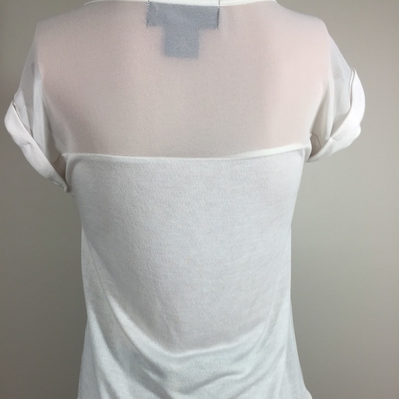 🆕 Kardashian kollection contrast shoulder tee - Picture 2 of 3