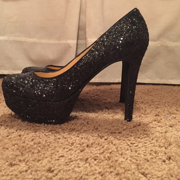 Gianni Bini Black Glitter Pumps - Picture 3 of 3