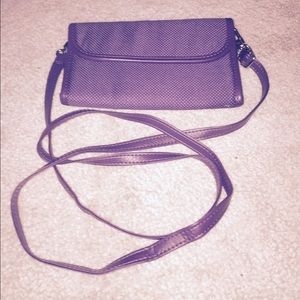 31 cross body wallet