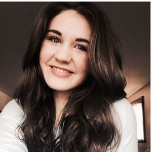 Meet your Posher, Gretchen