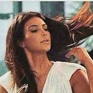 Meet your Posher, Nae